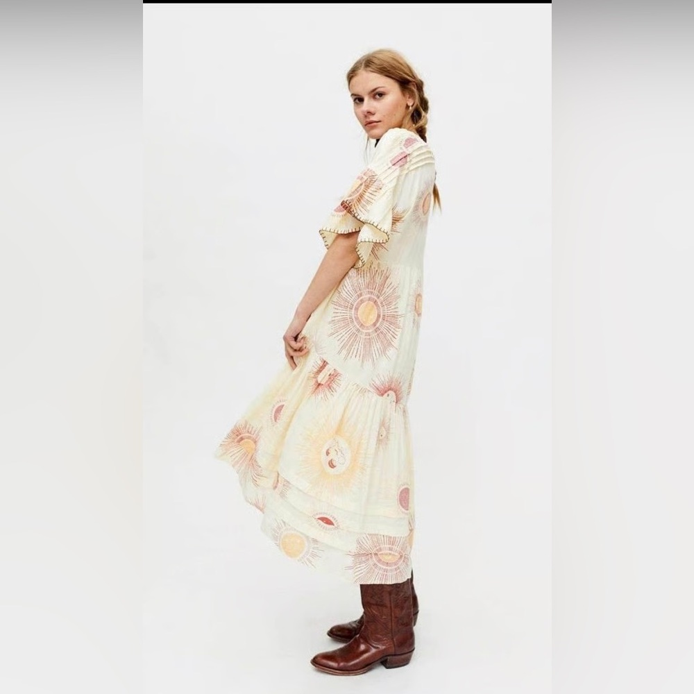 Urban Outfitters UO EUC Eclipse Celestial BOHO MIDI Dress Petite